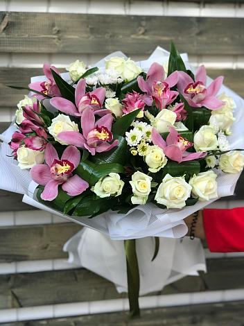 Букет цветов из: Розы и Хризантемы в Можге