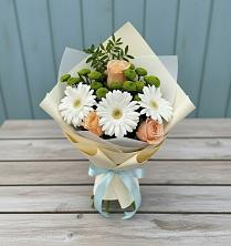 Букет цветов из:  Герберы, Розы и Хризантемы в Можге